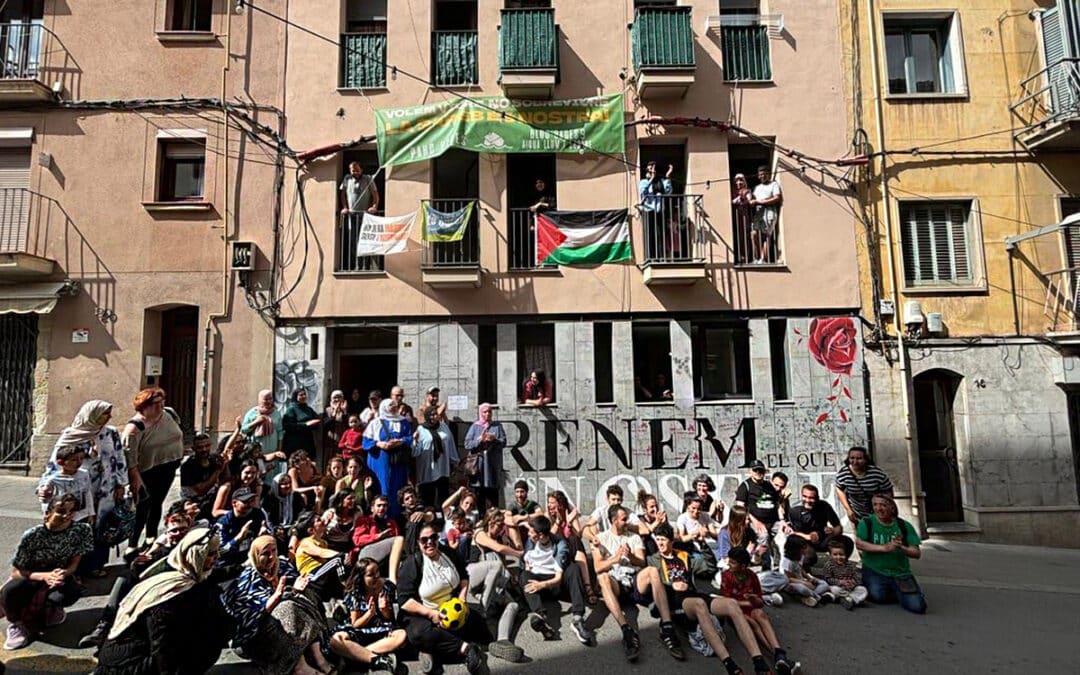 Housing Activists in Spain Occupy Vacant Bank-Owned Buildings